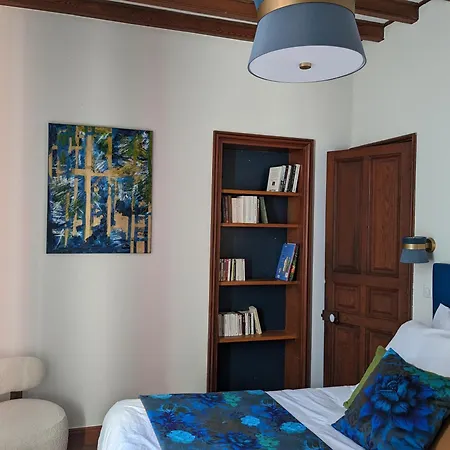 Eliane - Parking Prive 4* إتريتا