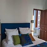Eliane - Parking Privé Vendégház 4*