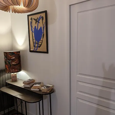 Eliane - Parking Privé