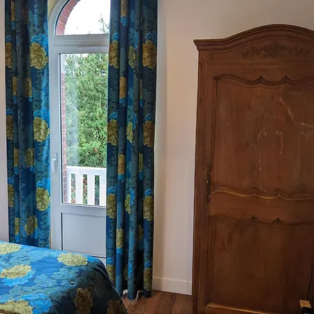 Eliane - Parking Prive ゲストハウス