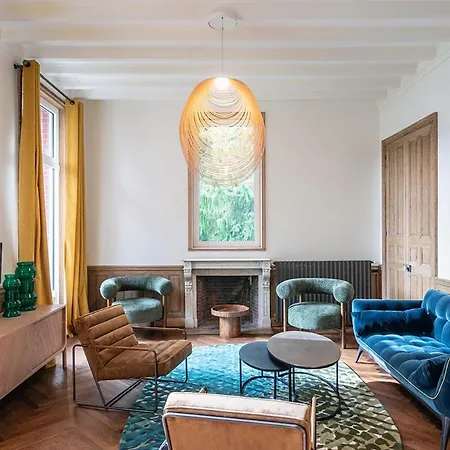 Eliane - Parking Prive