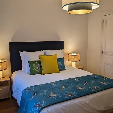 Πανσιόν Eliane - Parking Prive Ετρετά