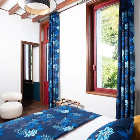 Eliane - Parking Prive