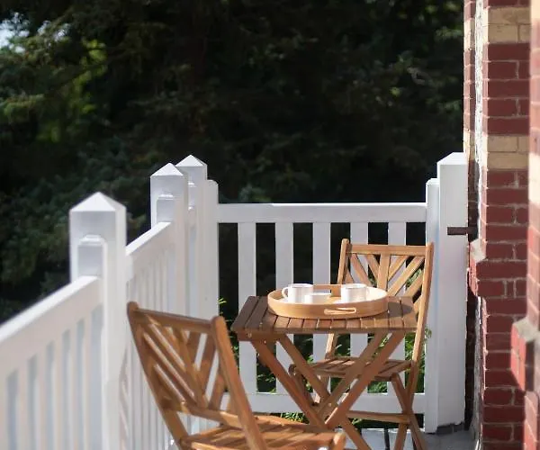 Eliane - Parking Prive Etretat