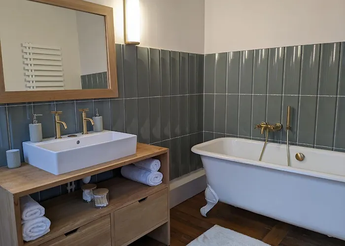 Eliane - Parking Prive Etretat