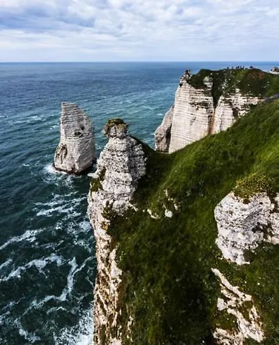 Eliane - Parking Prive