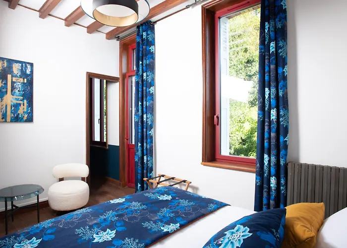 Eliane - Parking Prive