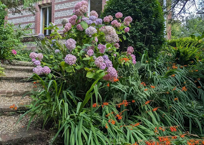 Eliane - Parking Prive